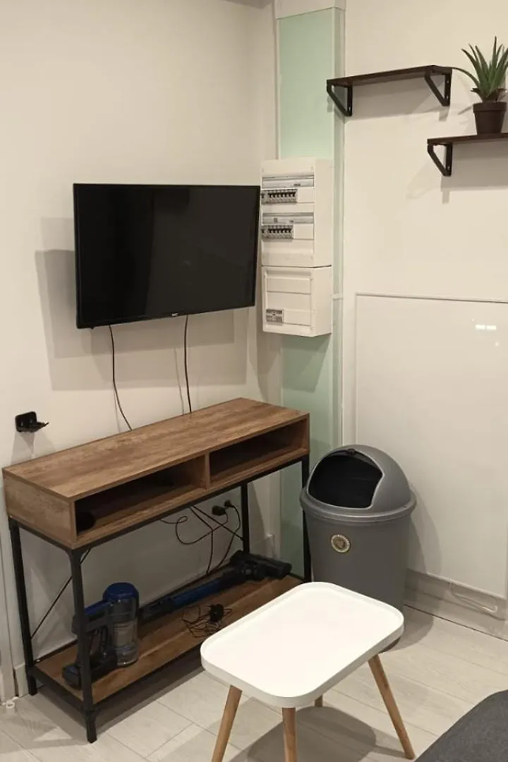 Logement Renove Et Entier Rue Delcasse 2 Chambres Hypercentre Foix