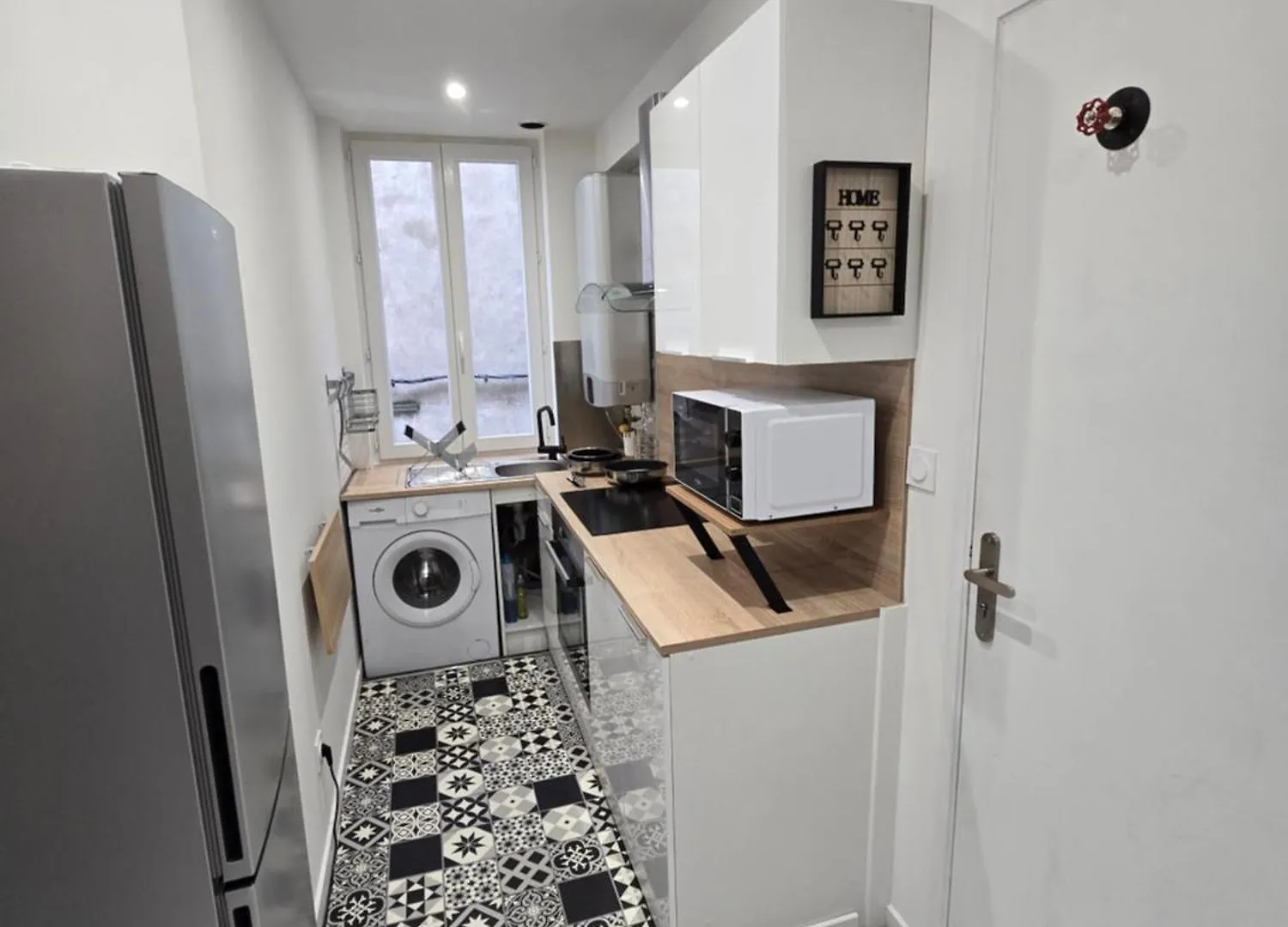 Logement Renove Et Entier Rue Delcasse 2 Chambres Hypercentre Foix 0*,